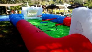 מתנפח שולחן כדורגל אנושי להשכרה