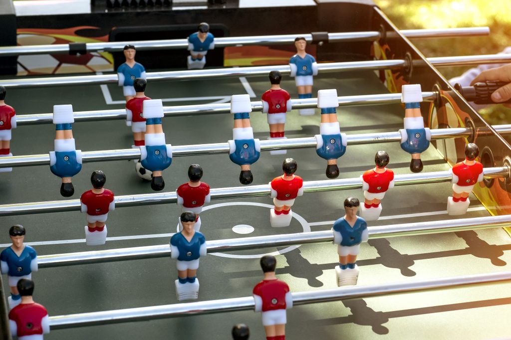 שולחנות משחק לבר מצווה